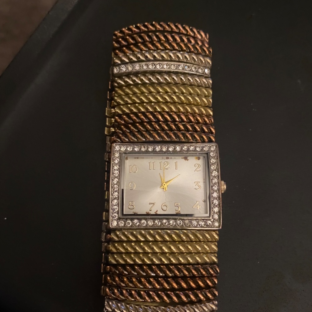 Watch - Picture 2 of 11